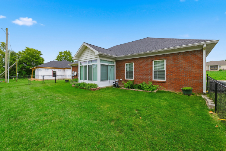 Listing Image 25