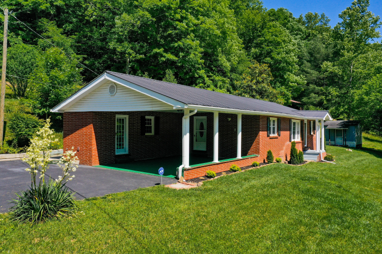 Listing Image 2
