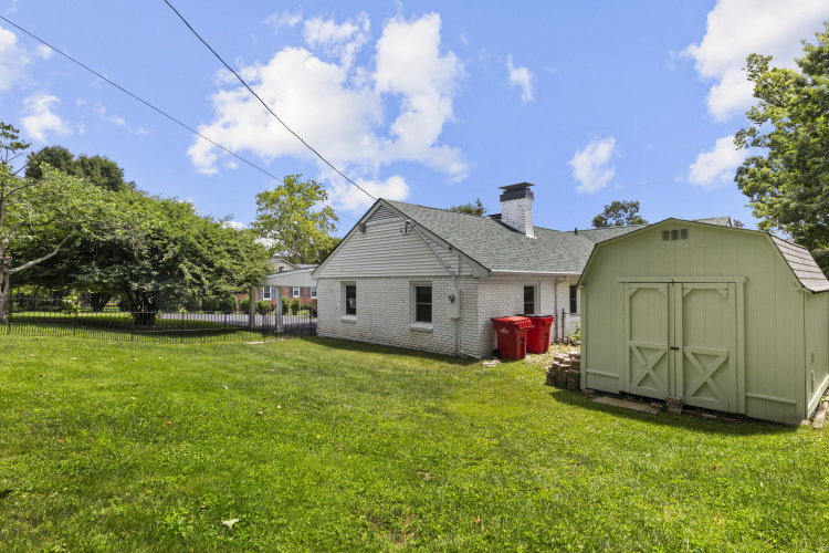 Listing Image 42