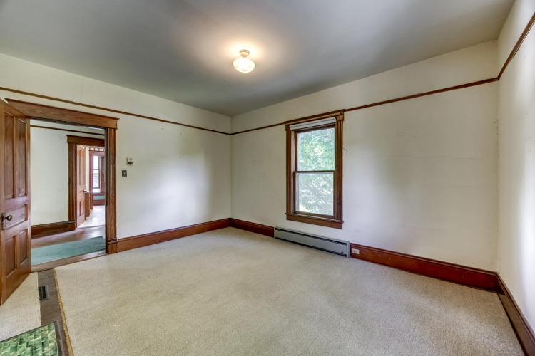 Listing Image 45