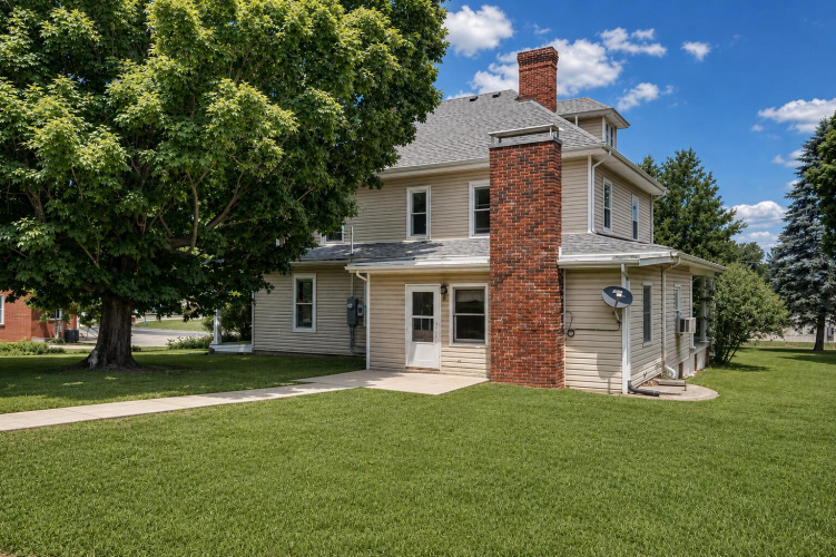 Listing Image 52