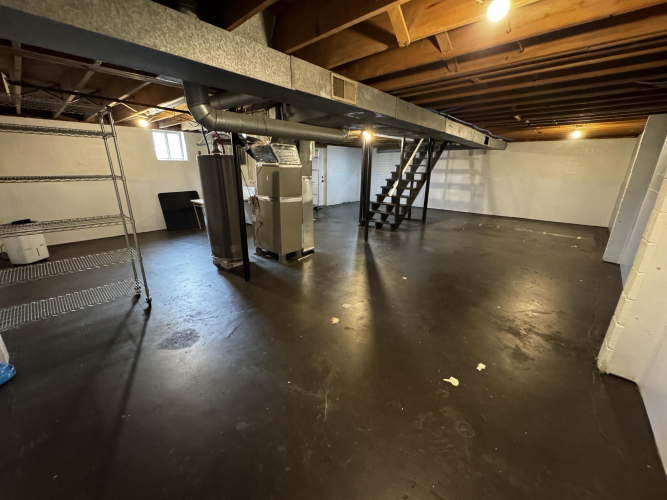 Listing Image 25