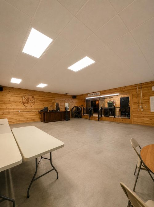 Listing Image 100