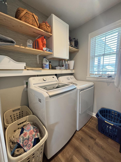 Listing Image 19