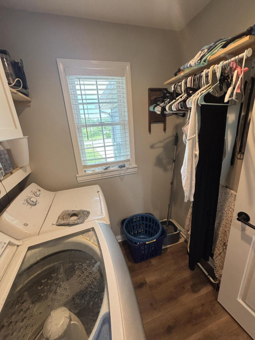 Listing Image 20