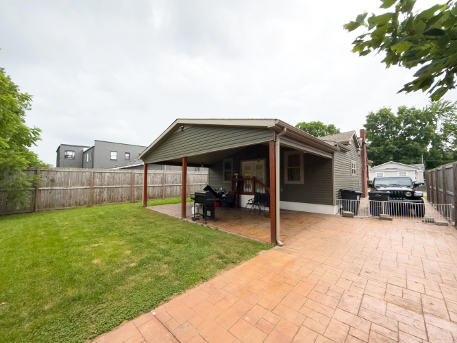Listing Image 21