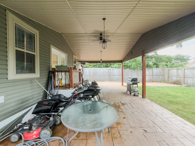 Listing Image 23
