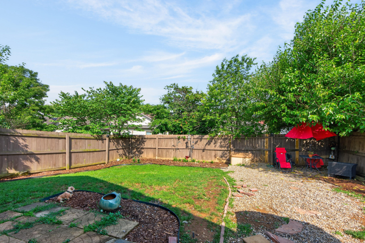 Listing Image 19