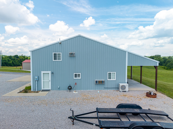 Listing Image 11