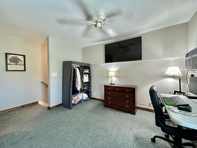 Listing Image 50