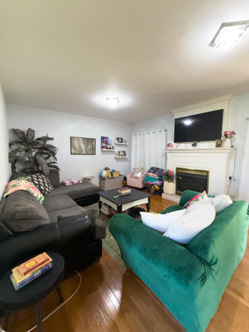 Listing Image 16