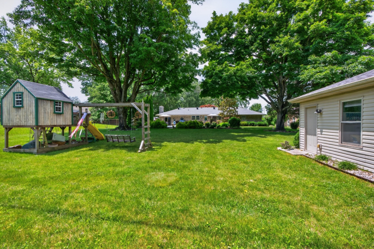 Listing Image 38