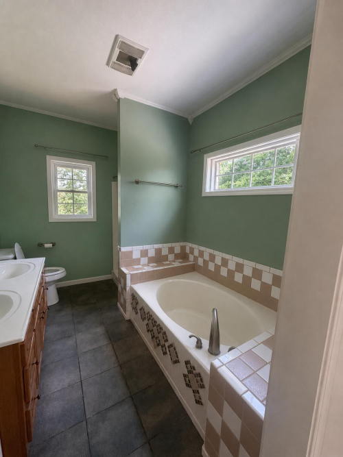 Listing Image 16