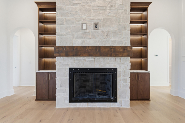 Listing Image 19