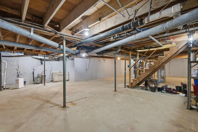 Listing Image 41