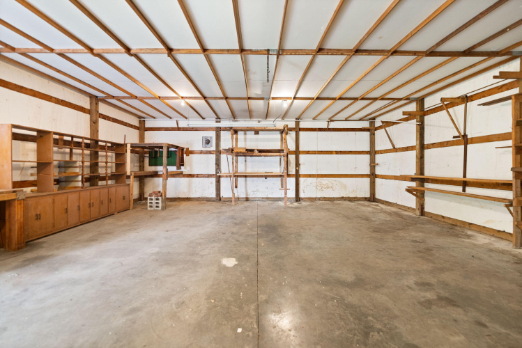 Listing Image 104