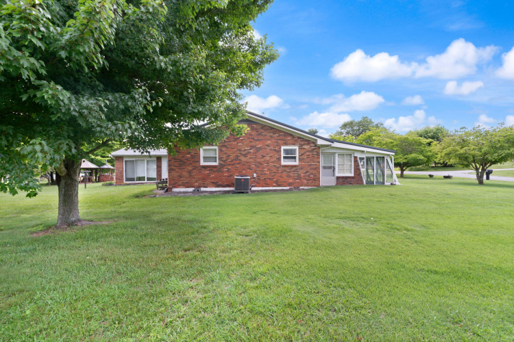 Listing Image 117
