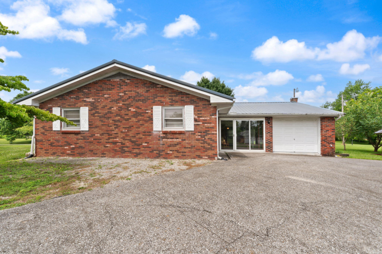Listing Image 121