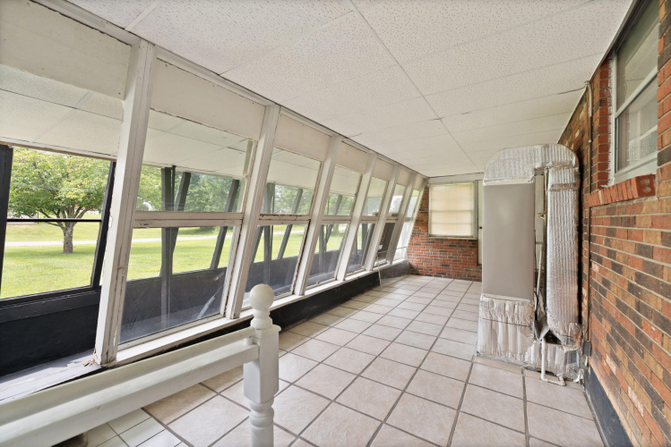 Listing Image 55
