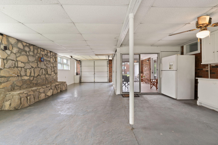 Listing Image 69