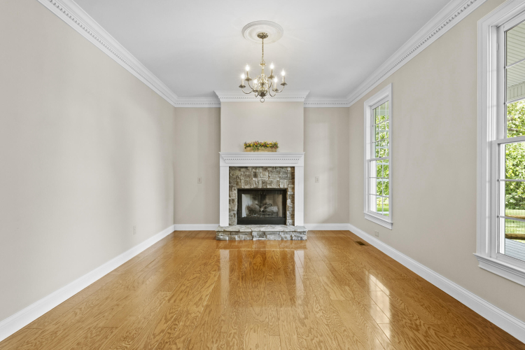 Listing Image 53
