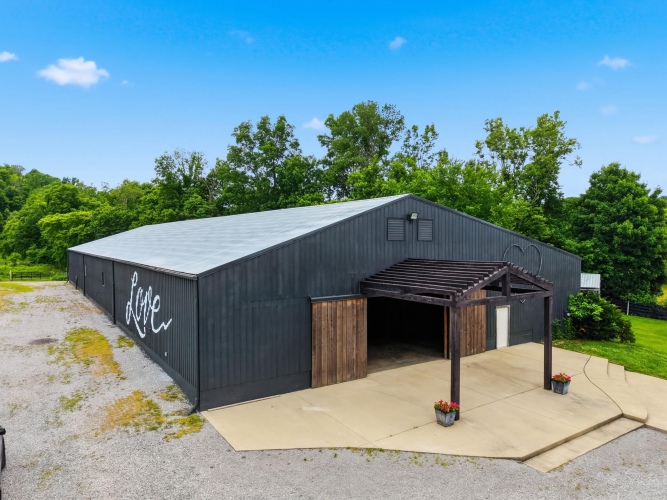 Listing Image 42