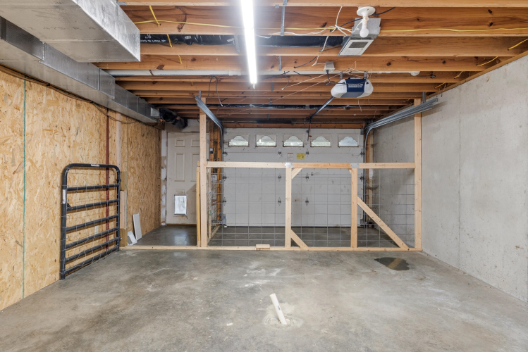 Listing Image 54