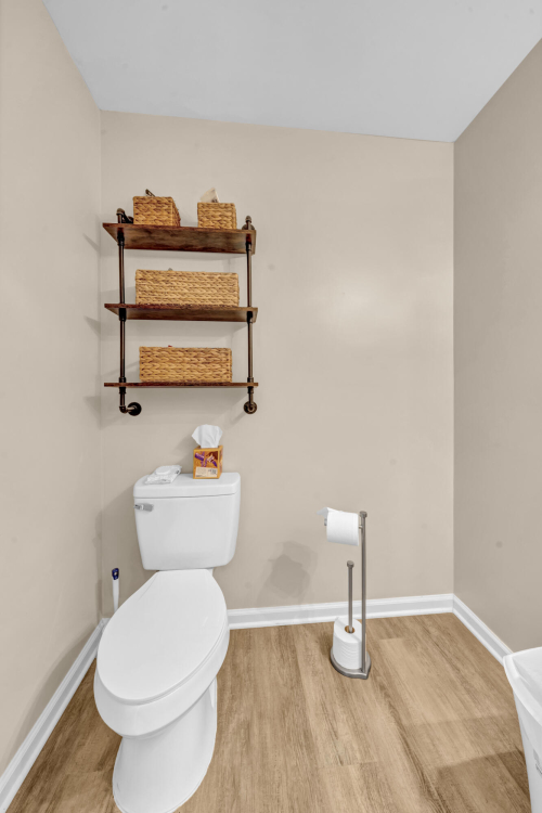 Listing Image 20