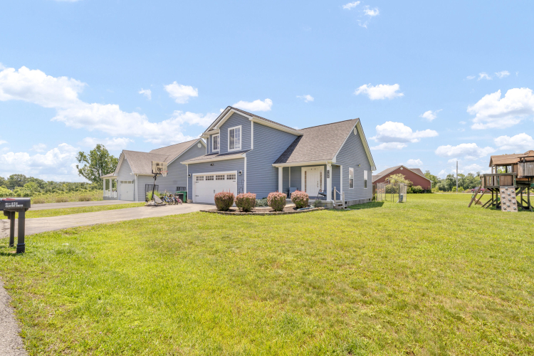Listing Image 38