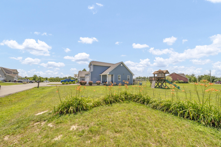 Listing Image 40