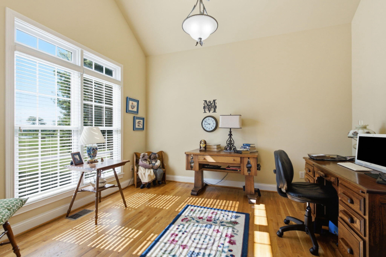 Listing Image 18