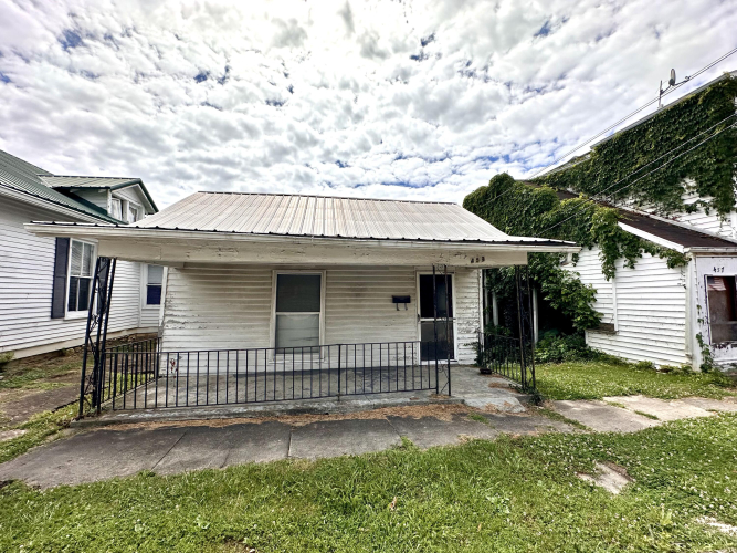 Listing Image 3