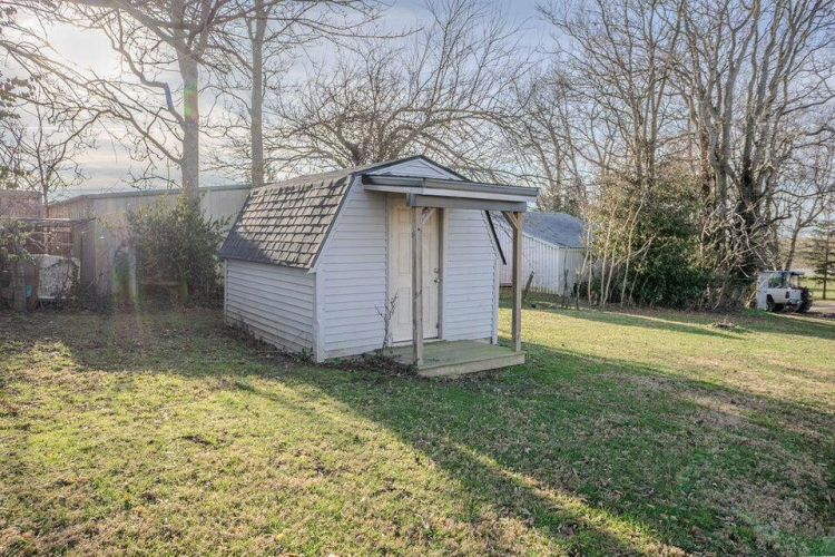 Listing Image 41