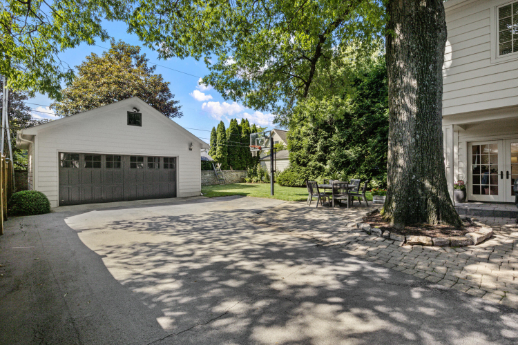 Listing Image 56
