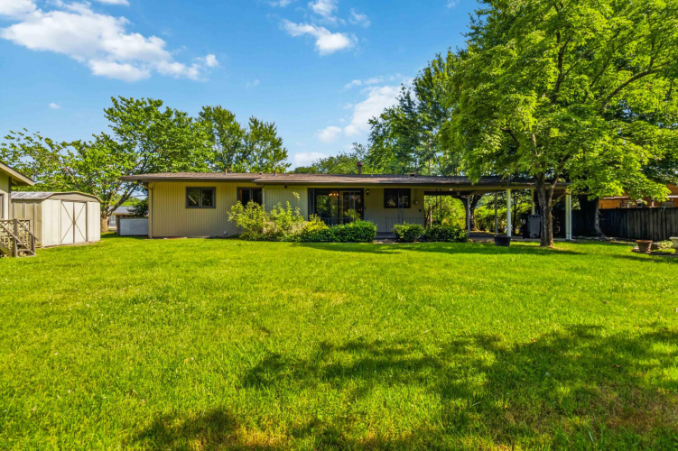 Listing Image 52