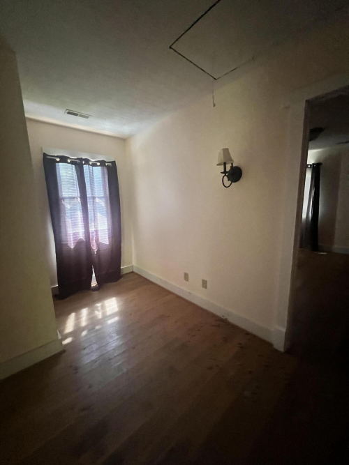 Listing Image 30