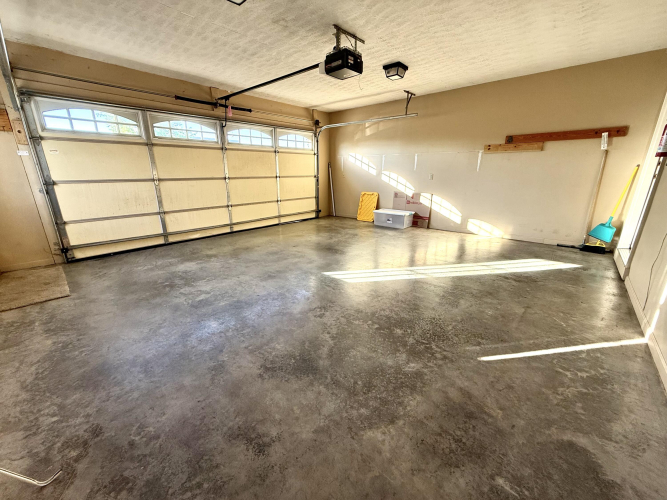 Listing Image 38