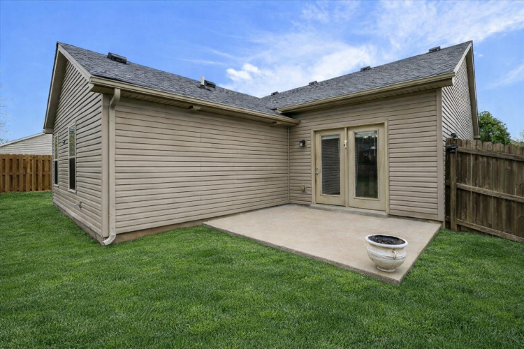 Listing Image 23