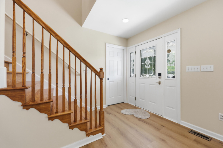Listing Image 20