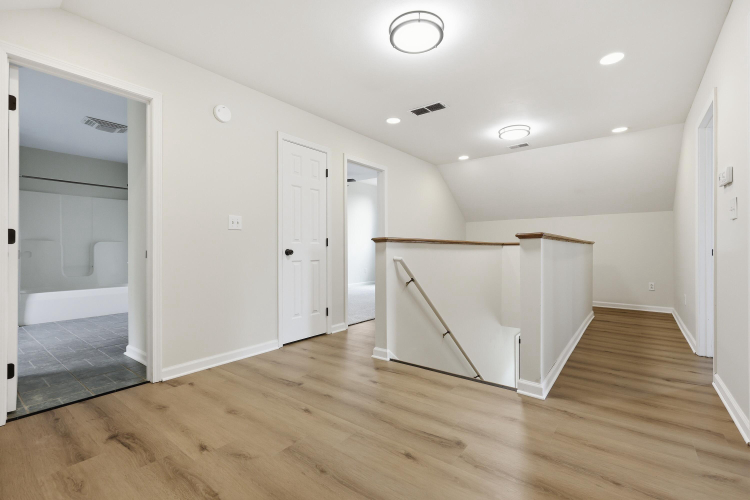 Listing Image 65