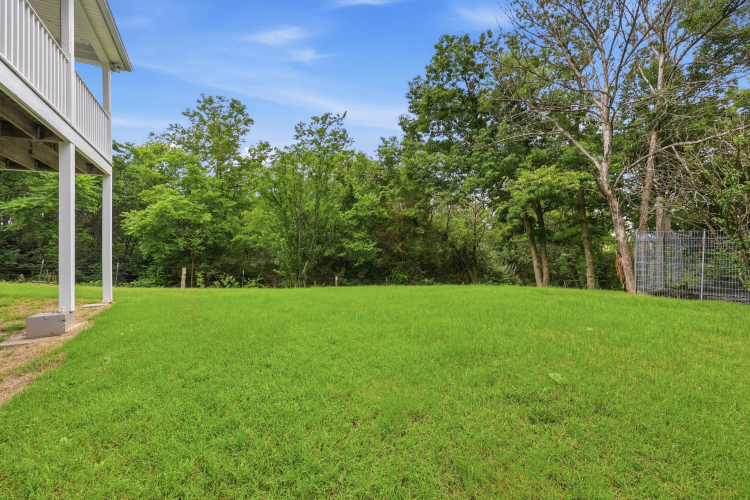 Listing Image 84