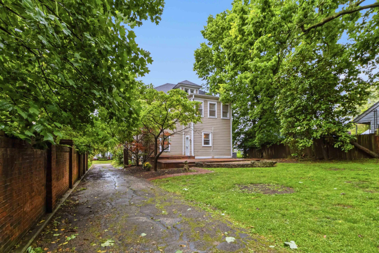 Listing Image 46