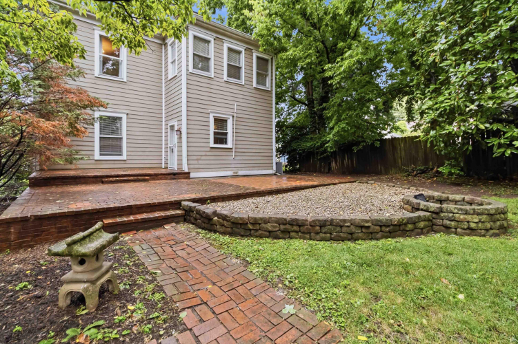 Listing Image 49