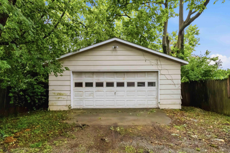 Listing Image 50