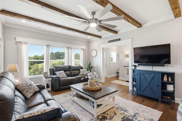 Listing Image 22