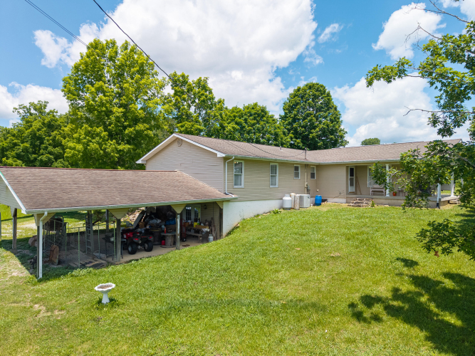 Listing Image 16