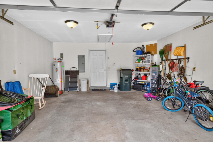 Listing Image 28