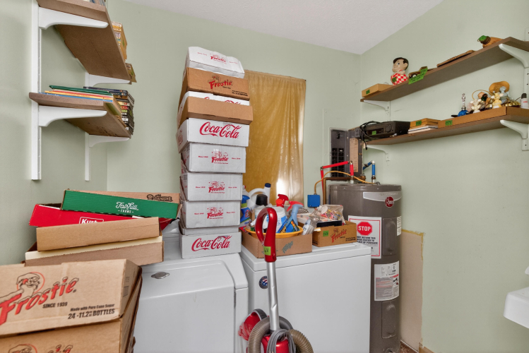 Listing Image 15