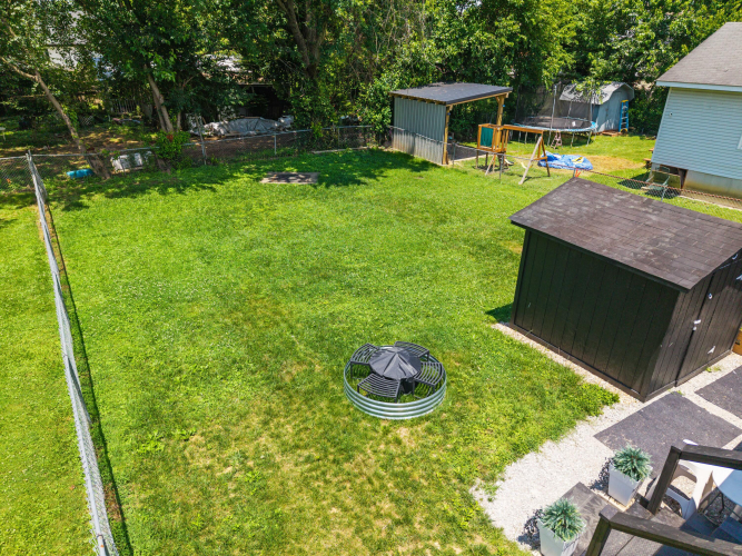 Listing Image 17