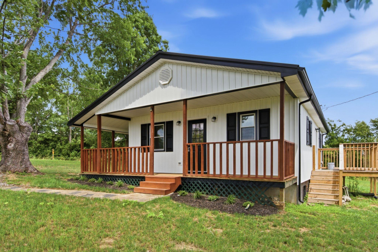 Listing Image 3